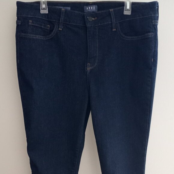 'NYDJ' Skinny Dark wash Jeans Size 14 EUC - Picture 1 of 10